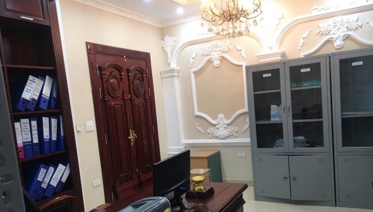 Cho thuê biệt thự kiểu Pháp khu Tây Nam Linh Đàm, 200m2 x 4 tầng 55 Triệu